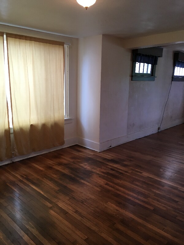 Photo - 1616 Miriam St