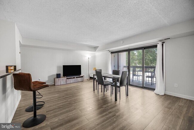 Photo - 3808 Laramie Pl Unidad 126F