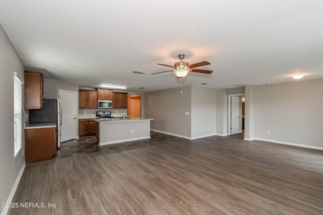 Photo - 9087 Gloucestershire Ct