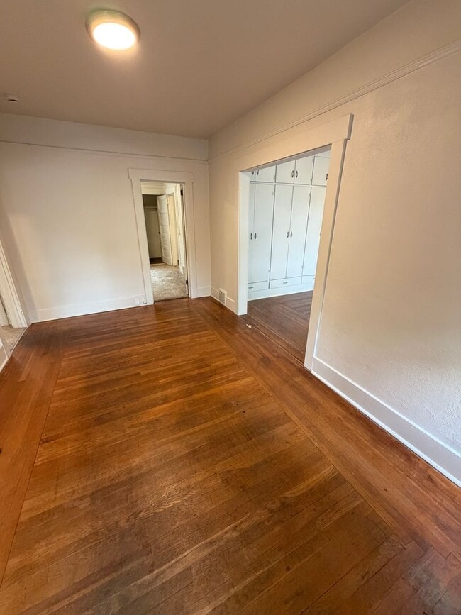 Photo - (844) NW 15th St. - 3 Bedroom / 1 Bathroom w/ Two Large Bonus Rooms Unit 1