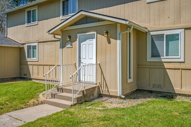 Photo - 2 bed 1 bath apartment (4plex building)