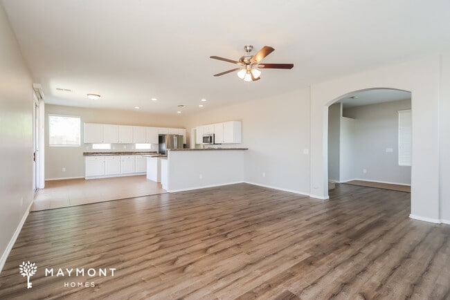 Photo - 10575 E Primrose Ln