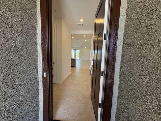 Photo - 4738 E Kenneth Ln