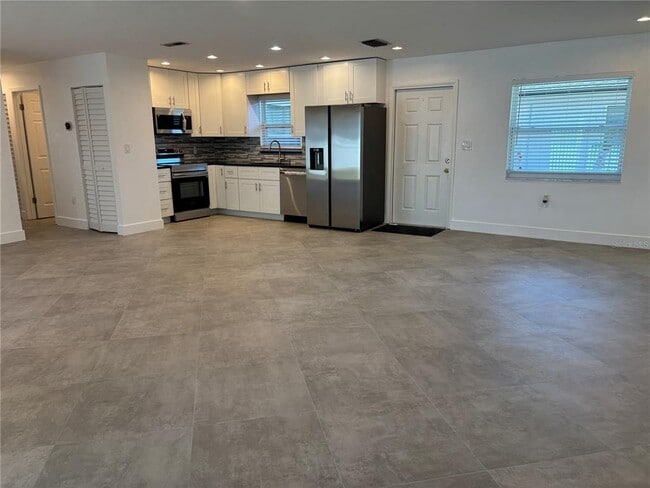 Photo - 5815 Erin Ln S