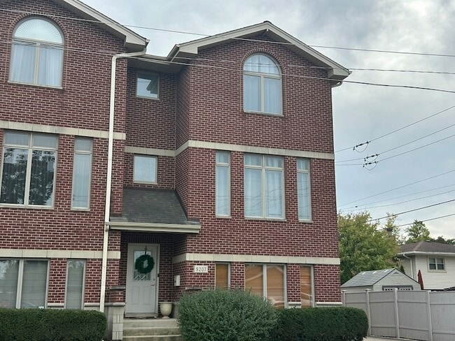 Photo - 9207 Gerritsen Ave