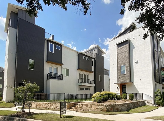 Photo - 2832 Wingate St Rental