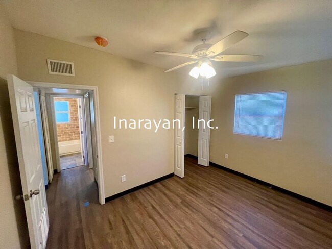 Photo - 2204 W Central Blvd Unit 2204-B