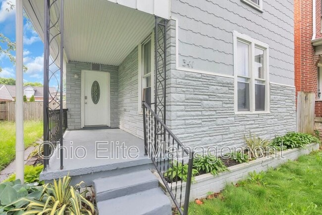 Photo - 341 E Markison Ave