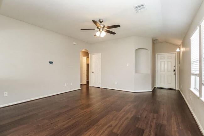 Photo - 3610 Fiorella Way