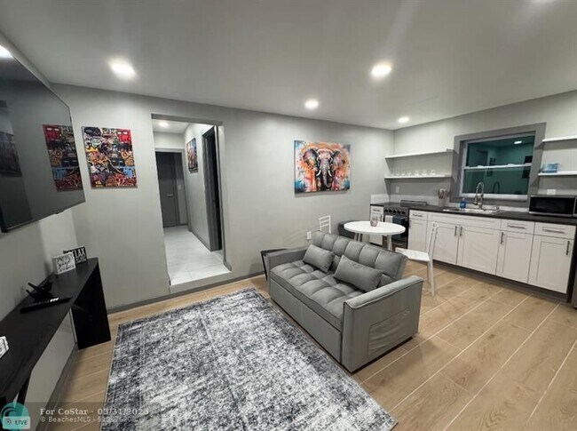 Photo - 824 S 20th Ave Unidad 2