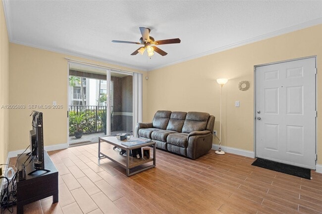 Photo - 6841 SW 44th St Unit 106