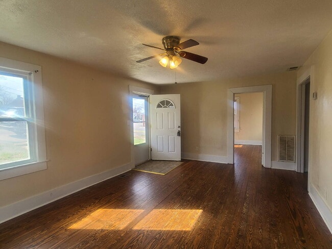 Photo - Charming home with wonderful yard!