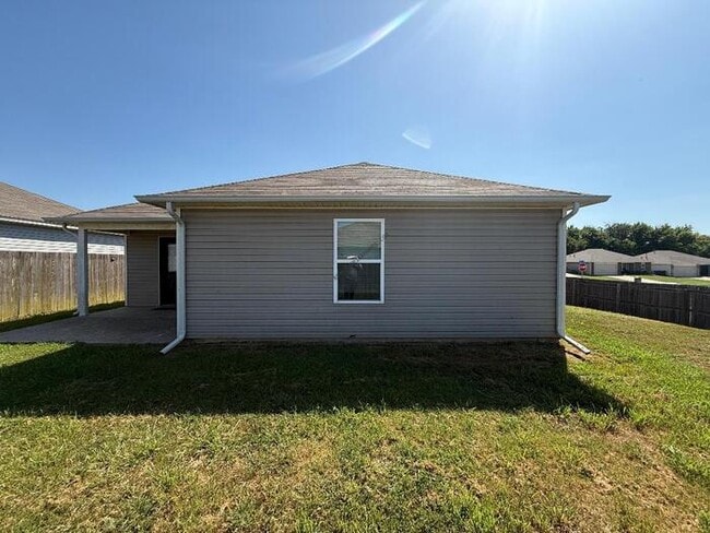 Photo - 2800 E Quincy St