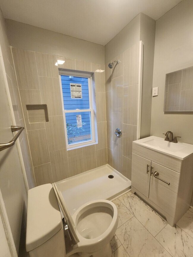 Updated Two Bedroom Single Family Home nea... House Rental in