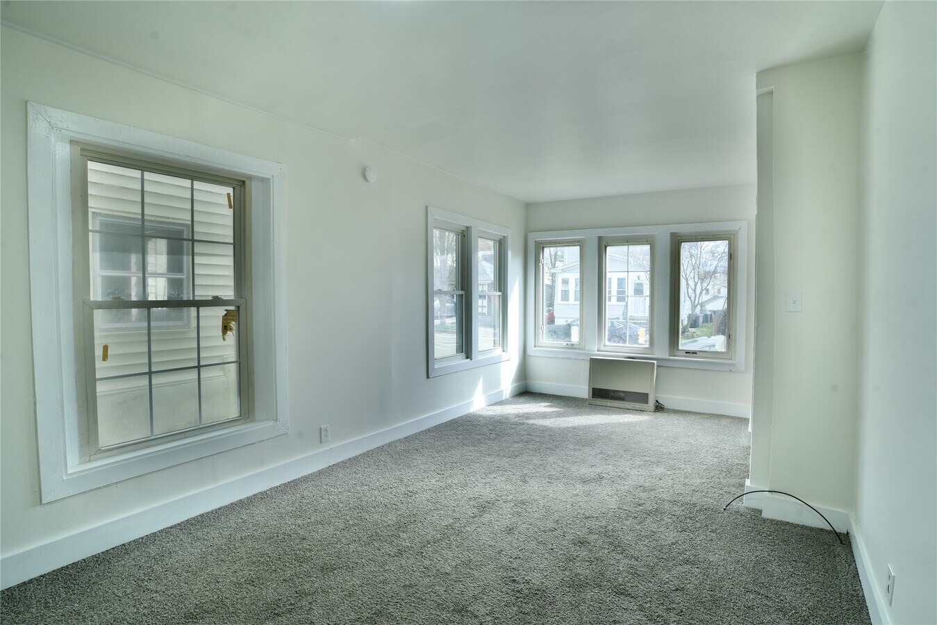 Photo - 100 St Charles St