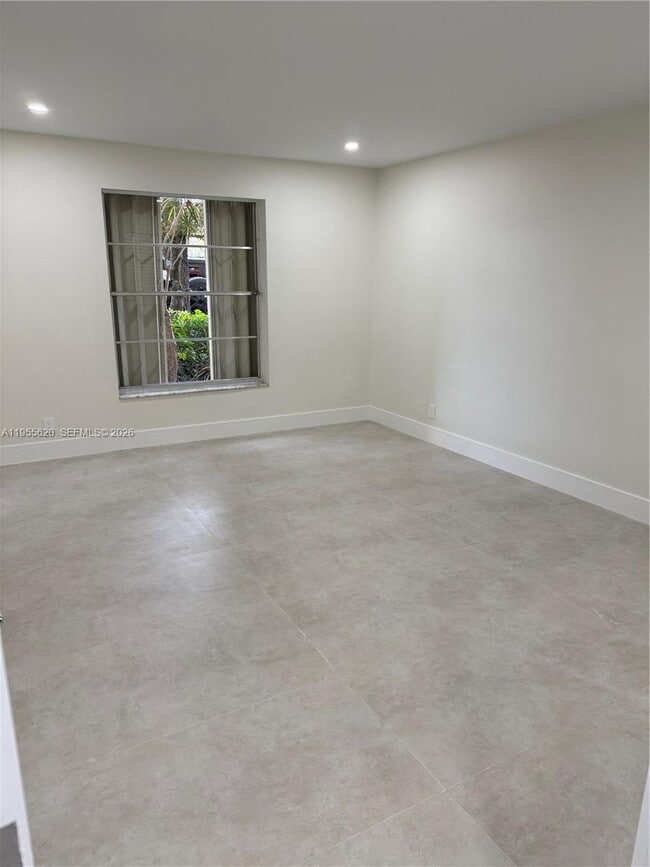 Photo - 8005 Lake Dr Unit 110