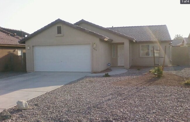 Building Photo - 4912 S Rinaldi Cir Rental