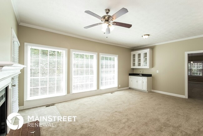 Photo - 1177 Justin Ln