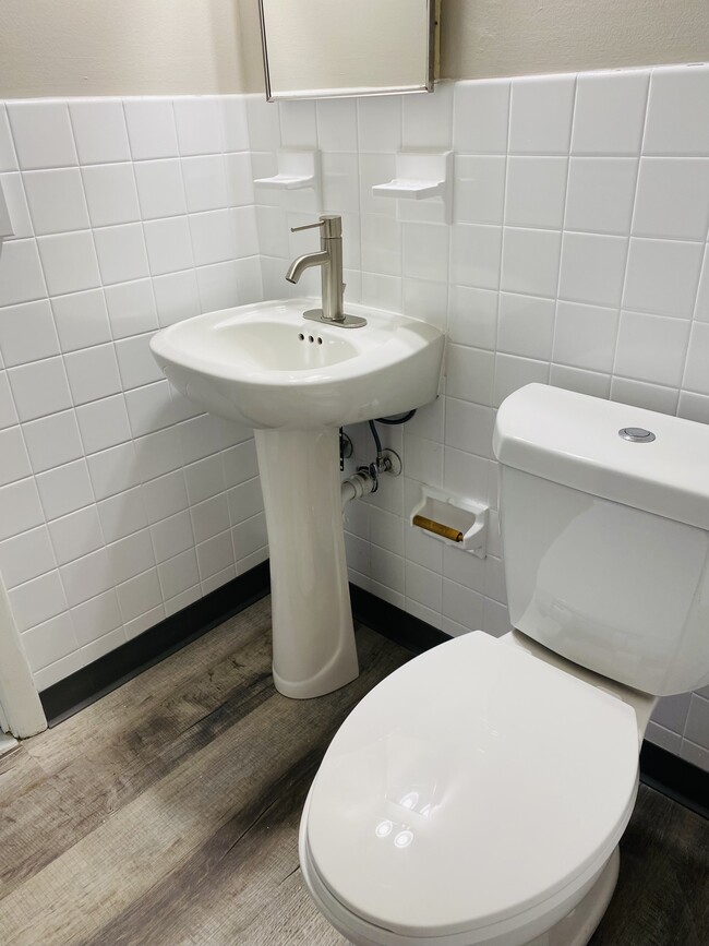 Wilshire Manor Apartments For Rent in Wickliffe, OH