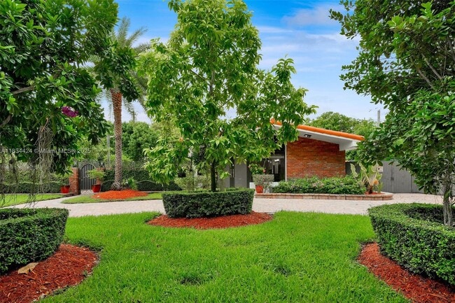 Photo - 6820 SW 86th Ave Casa