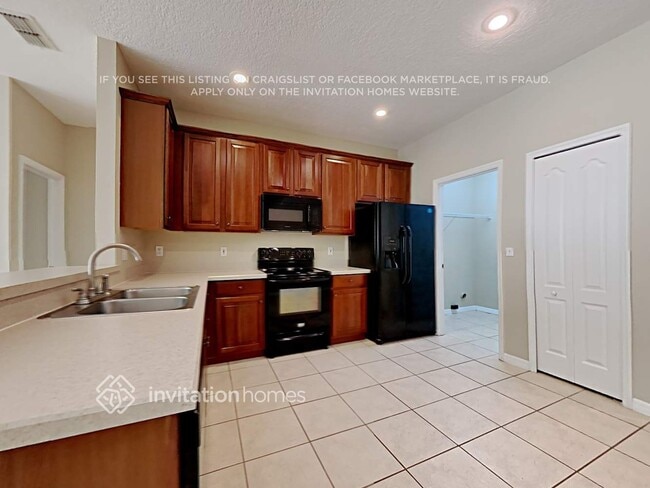 Photo - 10530 Derringer Dr