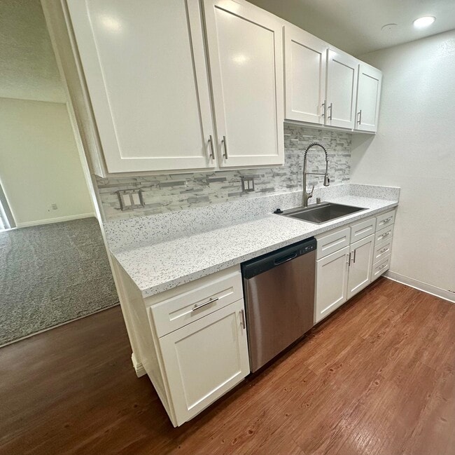 1 bedroom kitchen