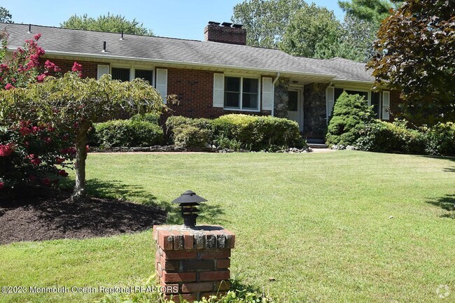 Building Photo - 470 Monmouth Pl Rental