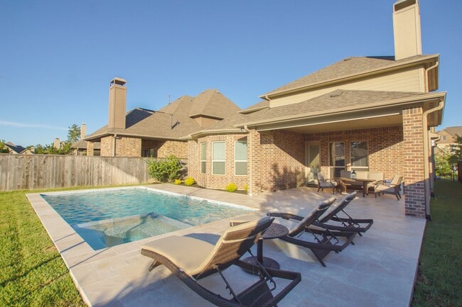 Photo - 47 N Lochwood Way