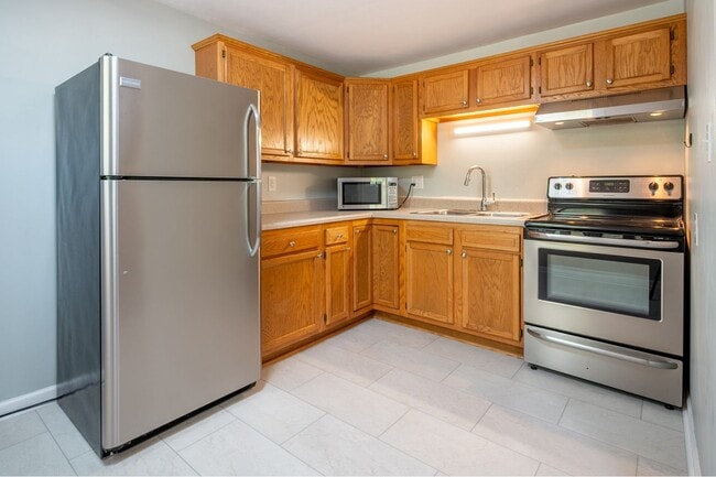 Photo - Rutrough Road Unit 3