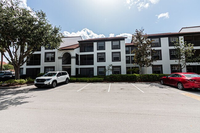 Photo - Ground-Level Comfort in North Naples – 2BR...