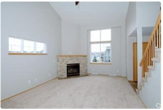 Building Photo - 888 Harper Dr Rental