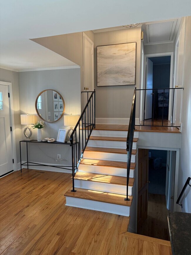 Photo - 4 Bedroom Home in Madison Park