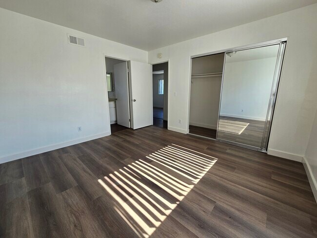 Photo - 7937 Newlin Ave Unit D