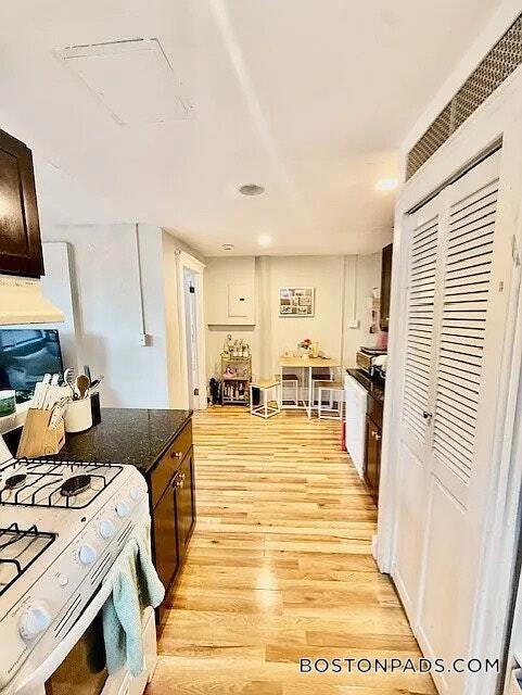 Photo - 224 Hanover St Unit 17