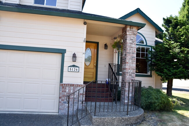 Photo - 5126 SE 16th Dr