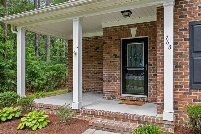 Photo - 768 Riverbirch Dr