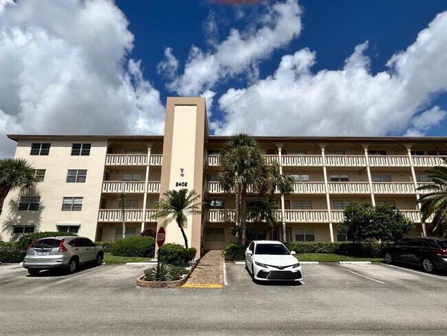 Building Photo - 2402 Antigua Cir Unit E1 Rental