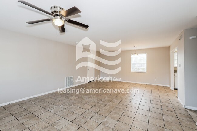 Photo - 693 Aldrich St NE