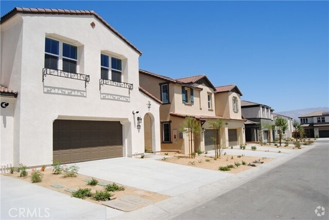Building Photo - 76336 Oxford Ln Rental