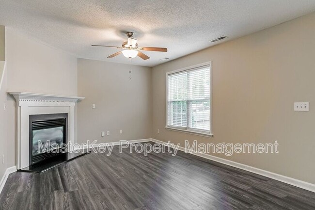 Photo - 5637 Fieldcross Ct