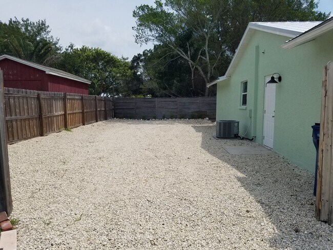 Photo - 3/2 NORTH WEST BRADENTON