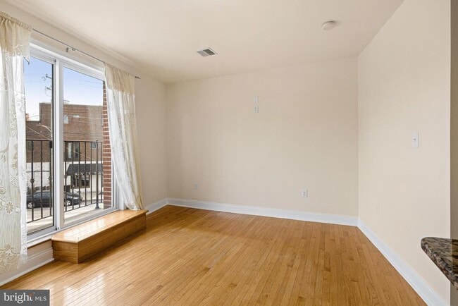 Photo - 1542 Passyunk Ave