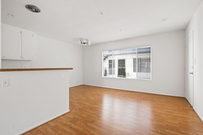 519 Hill St Unit 06