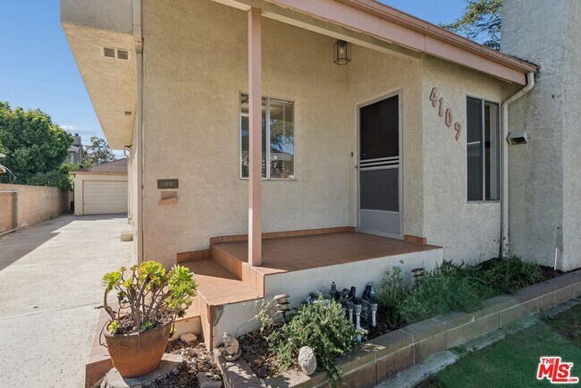 Photo - 4109 Beethoven St