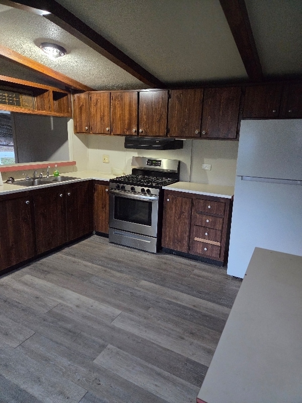 Building Photo - 8 Geer Rd