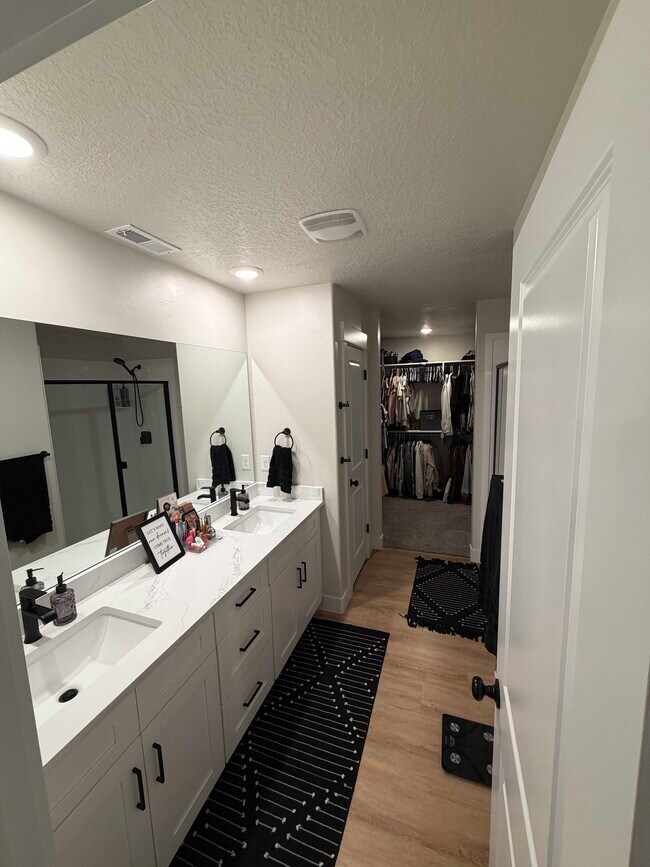 Photo - 1162 N 550 W