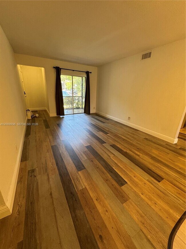 Photo - 103 Gardens Dr Unit 103