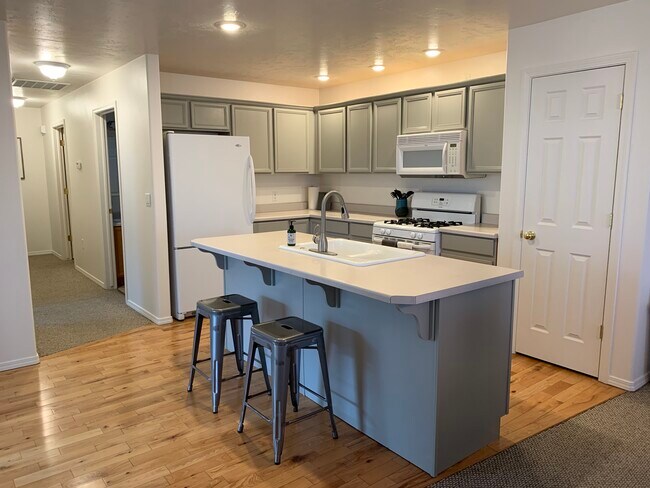 Photo - 209 Long Island Ave