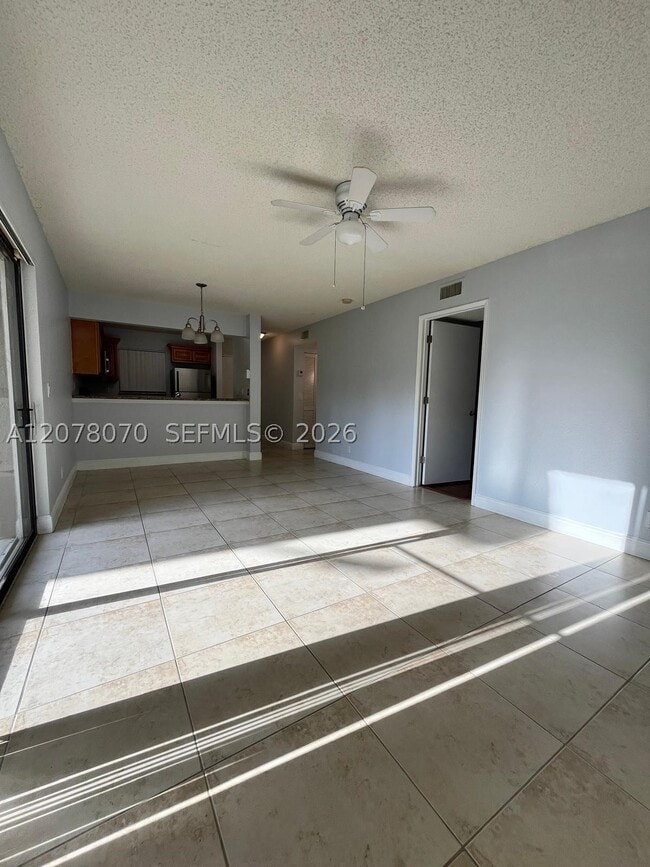 Photo - 1521 Windorah Way Unit A
