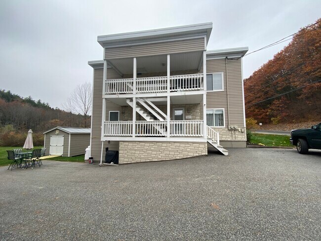 Photo - 210 Mount Vernon Ave